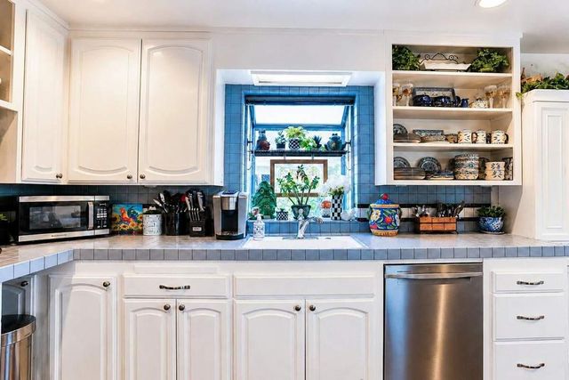 1718 Pomeroy Avenue, Santa Clara, CA 95051