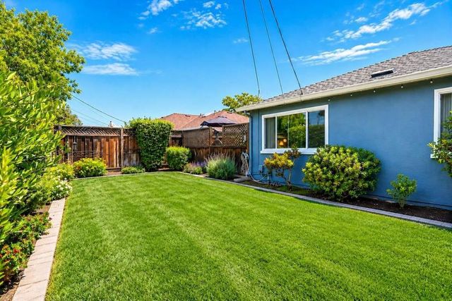 1718 Pomeroy Avenue, Santa Clara, CA 95051