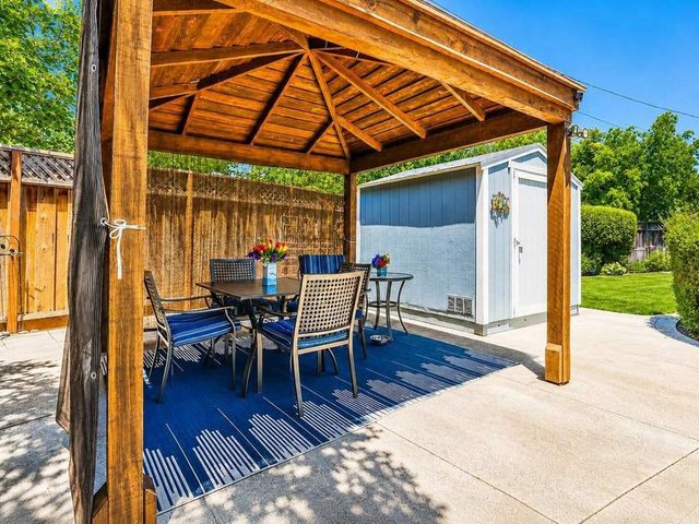 1718 Pomeroy Avenue, Santa Clara, CA 95051