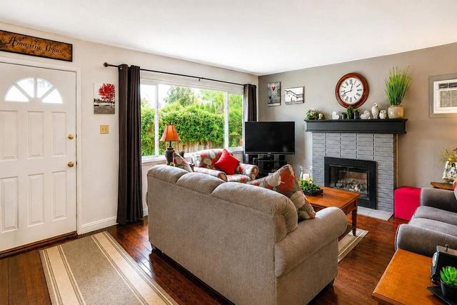 1718 Pomeroy Avenue, Santa Clara, CA 95051