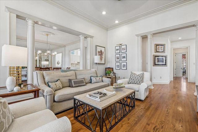 855 HARBOR ISLE CIR W, Memphis, TN 38103