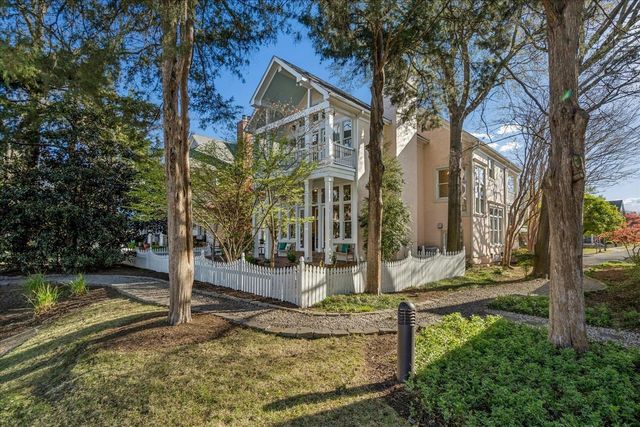 855 HARBOR ISLE CIR W, Memphis, TN 38103