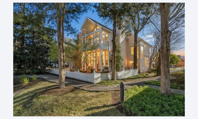 855 HARBOR ISLE CIR W, Memphis, TN 38103