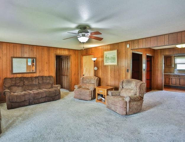 305 Myers Ter, Carthage, TN 37030