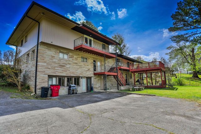 305 Myers Ter, Carthage, TN 37030