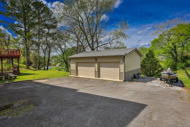 305 Myers Ter, Carthage, TN 37030