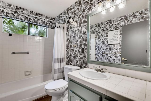 11237 Bobolink Way, Auburn, CA 95602