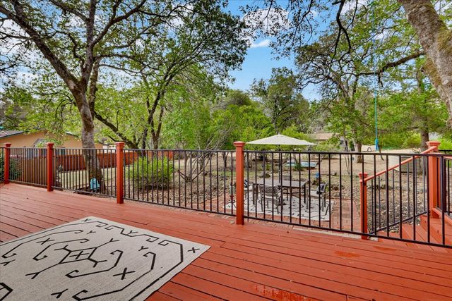 11237 Bobolink Way, Auburn, CA 95602