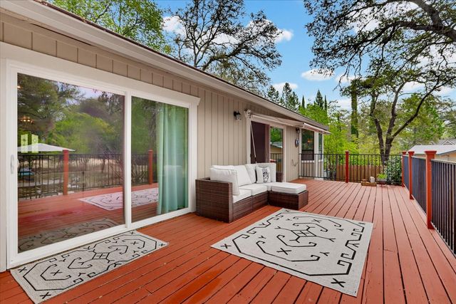 11237 Bobolink Way, Auburn, CA 95602