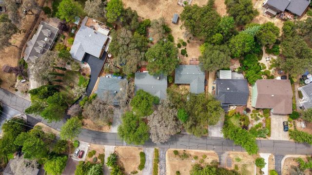 11237 Bobolink Way, Auburn, CA 95602