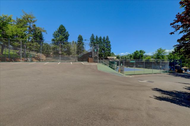 11237 Bobolink Way, Auburn, CA 95602