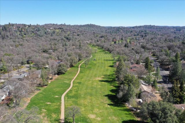11237 Bobolink Way, Auburn, CA 95602