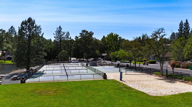 11237 Bobolink Way, Auburn, CA 95602