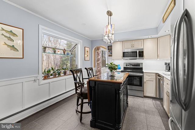 2660 TERWOOD HILL DR, Willow Grove, PA 19090