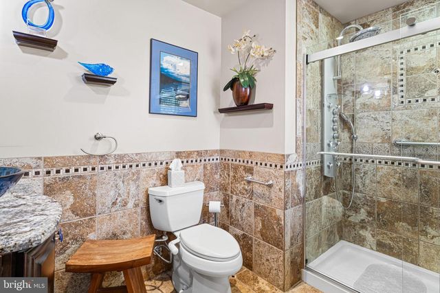 2660 TERWOOD HILL DR, Willow Grove, PA 19090