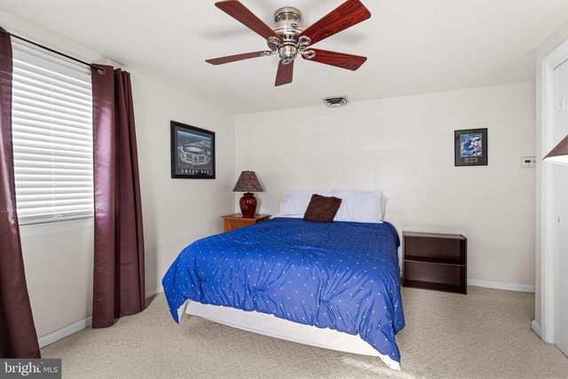 2660 TERWOOD HILL DR, Willow Grove, PA 19090