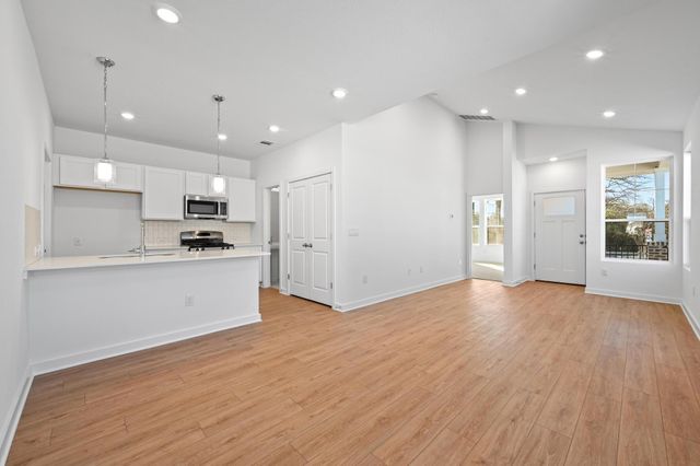 497 Orleanian DR C, Buda, TX 78610