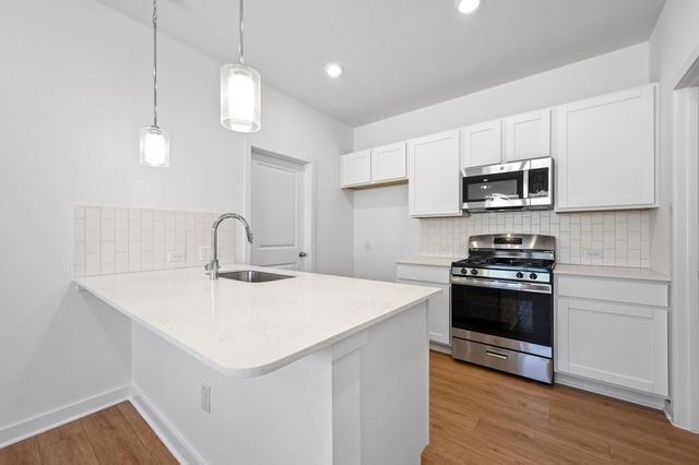 497 Orleanian DR C, Buda, TX 78610