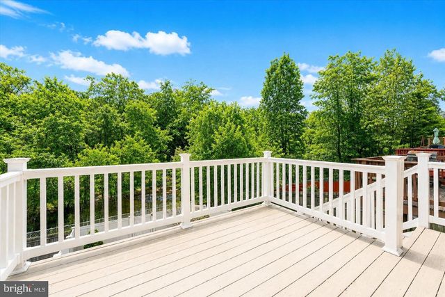 407 LAKEVIEW CT, Stafford, VA 22554