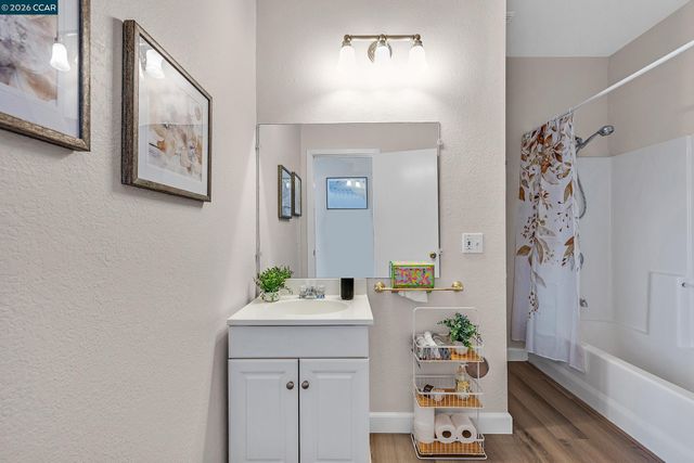 16057 Gramercy Dr, Castro Valley, CA 94578