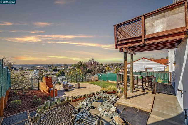 16057 Gramercy Dr, Castro Valley, CA 94578