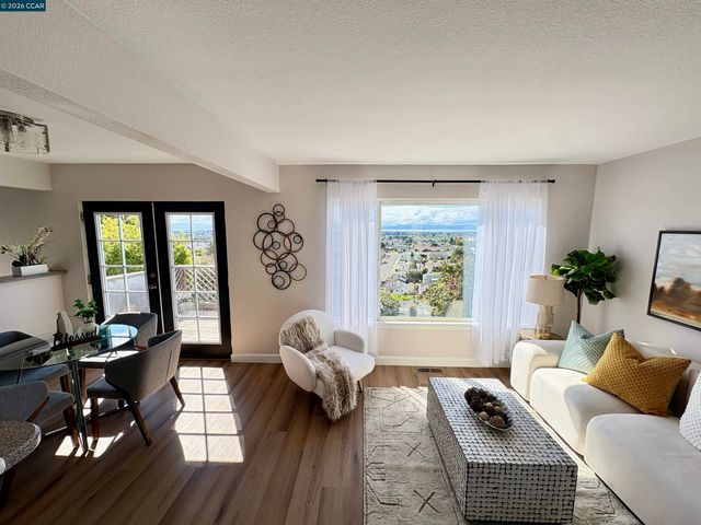 16057 Gramercy Dr, Castro Valley, CA 94578