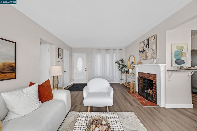 16057 Gramercy Dr, Castro Valley, CA 94578