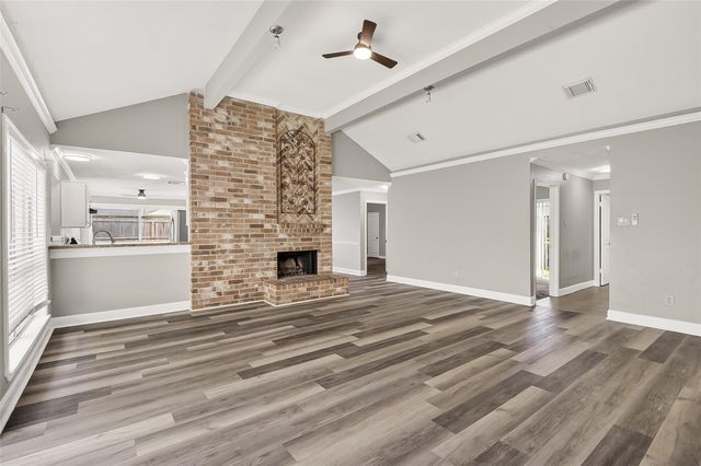 12403 Meadow Ridge Dr, Stafford, TX 77477