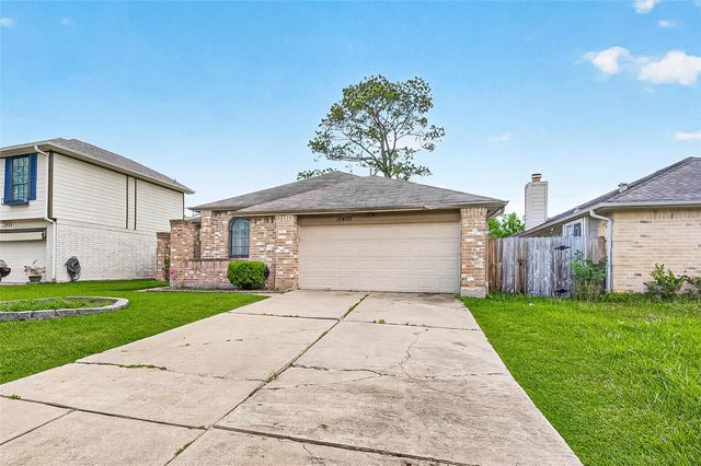 12403 Meadow Ridge Dr, Stafford, TX 77477