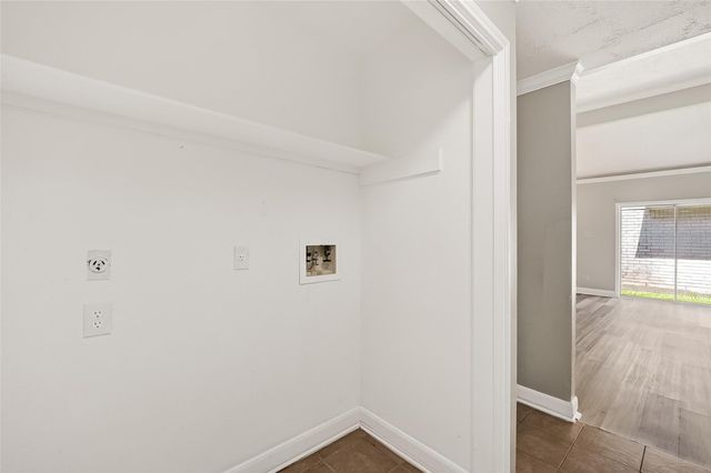 12403 Meadow Ridge Dr, Stafford, TX 77477