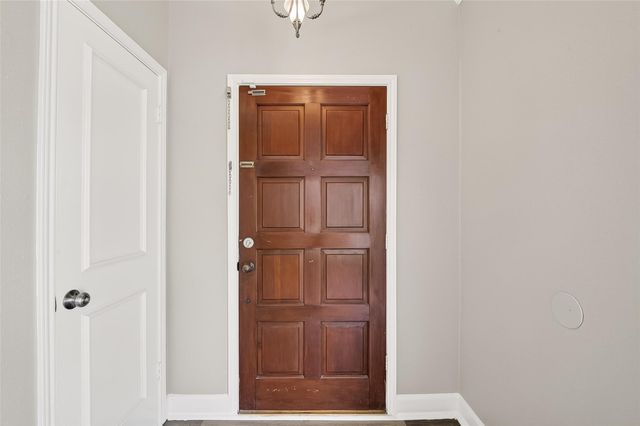 12403 Meadow Ridge Dr, Stafford, TX 77477