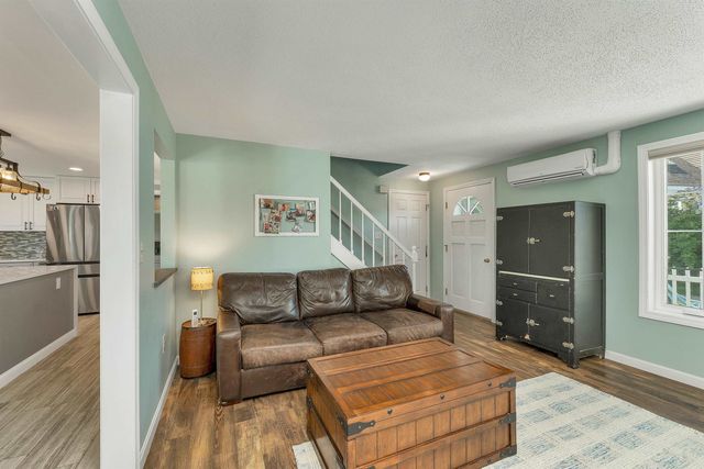 53 Garden Circle, Laconia, NH 03246