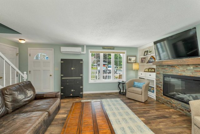 53 Garden Circle, Laconia, NH 03246