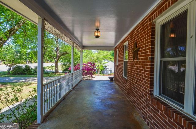 716 Killian Hill Road SW, Lilburn, GA 30047