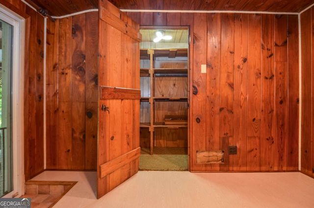 716 Killian Hill Road SW, Lilburn, GA 30047