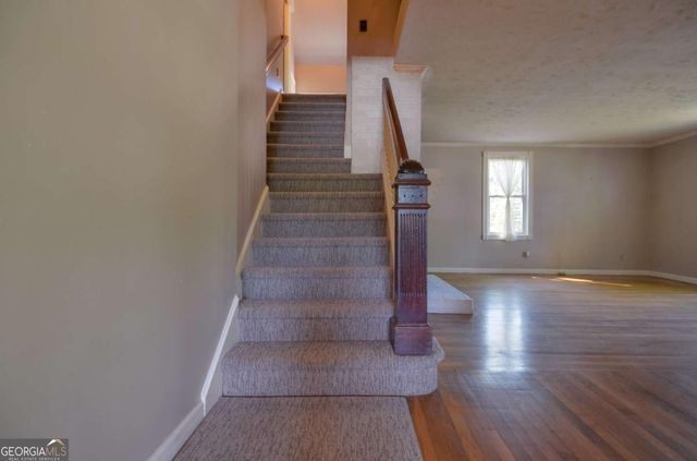 716 Killian Hill Road SW, Lilburn, GA 30047