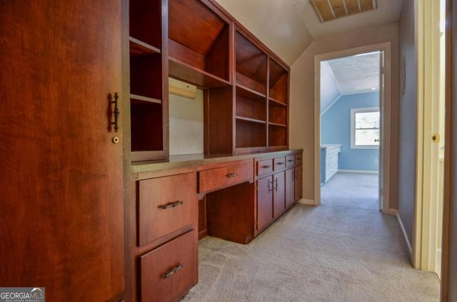 716 Killian Hill Road SW, Lilburn, GA 30047