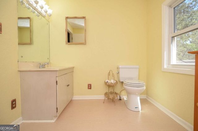 716 Killian Hill Road SW, Lilburn, GA 30047