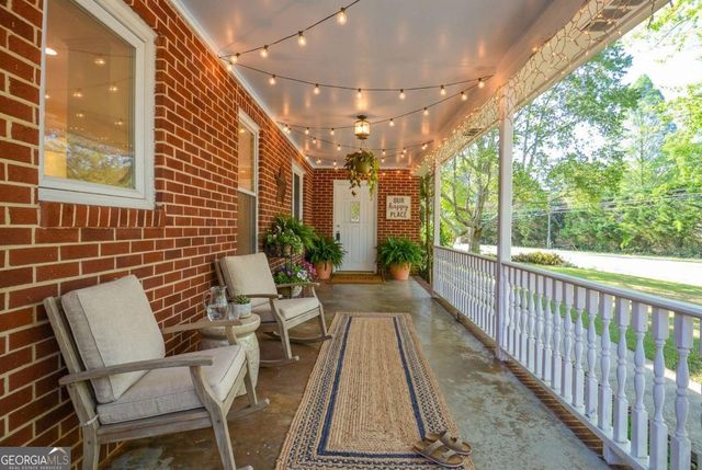 716 Killian Hill Road SW, Lilburn, GA 30047