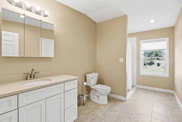 269 Harvard Rd, Bolton, MA 01740