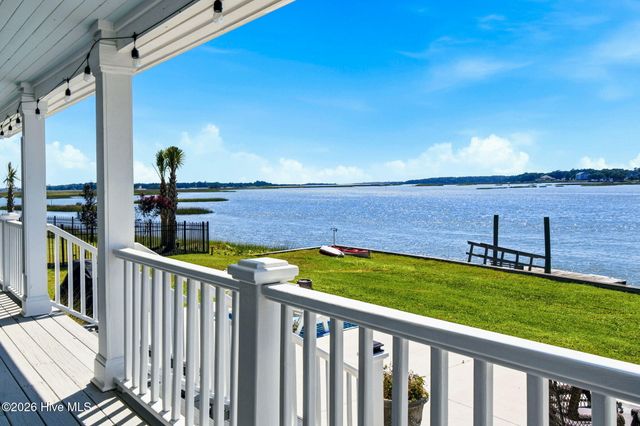 459 Ironwood Drive SE, Bolivia, NC 28422