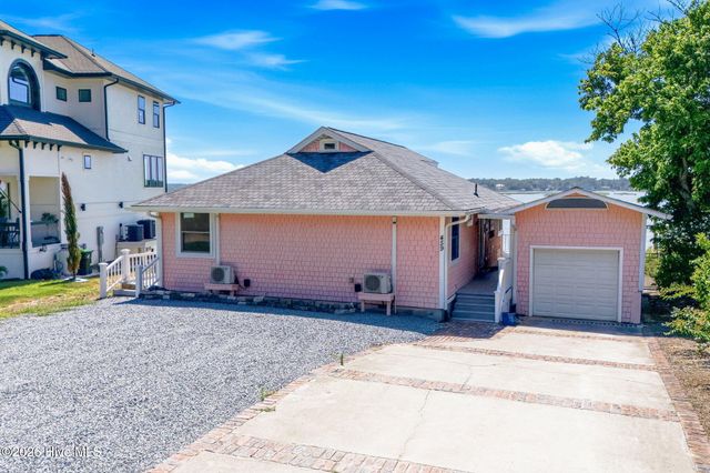 459 Ironwood Drive SE, Bolivia, NC 28422