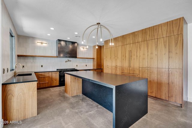 27363 N WHITEHORN Trail, Peoria, AZ 85383