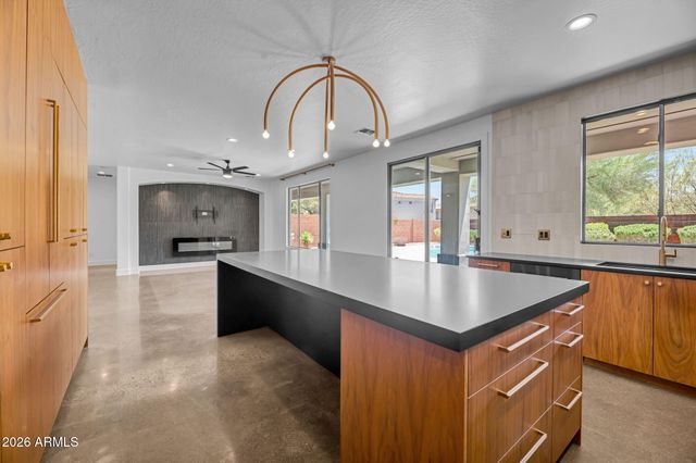 27363 N WHITEHORN Trail, Peoria, AZ 85383