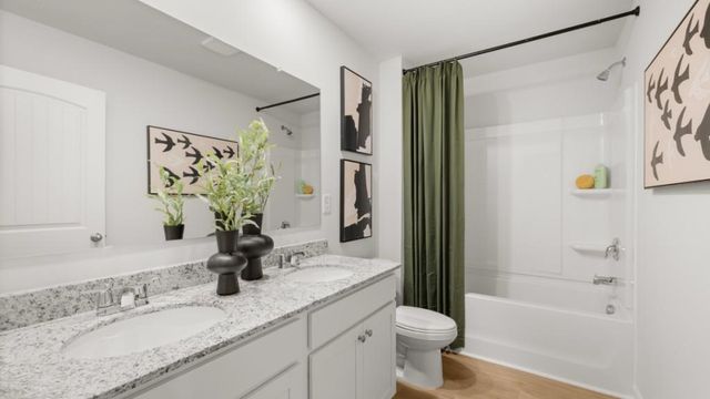 3876 Donetta Drive, Atlanta, GA 30349