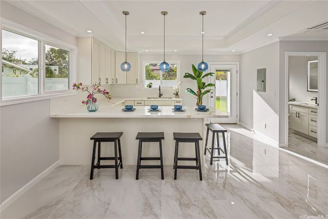 253 Kuahiwi Avenue, Wahiawa, HI 96786