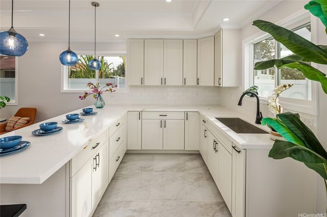 253 Kuahiwi Avenue, Wahiawa, HI 96786