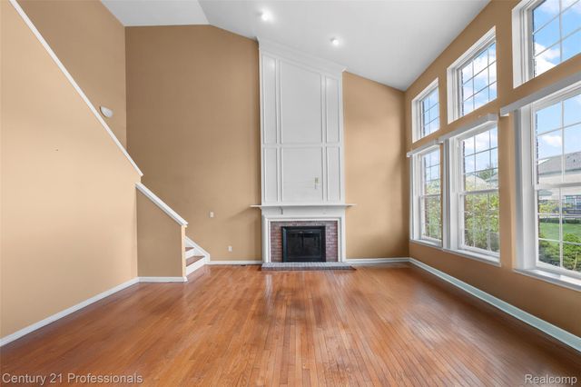 49385 Central Park E, Shelby Charter Township, MI 48317