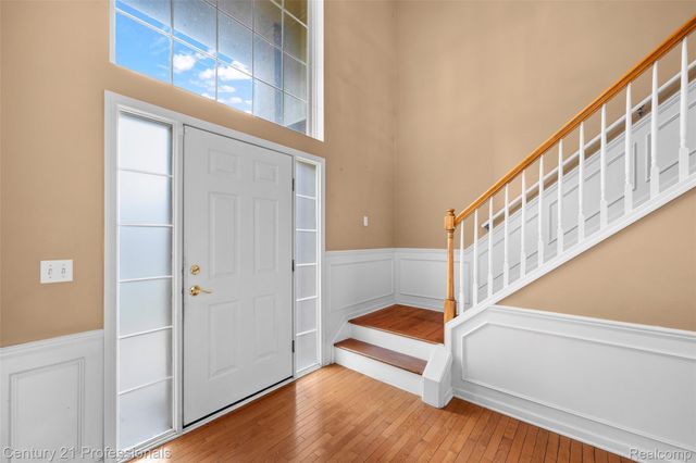 49385 Central Park E, Shelby Charter Township, MI 48317