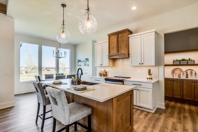 9638 W Cedar Lane, Maize, KS 67101